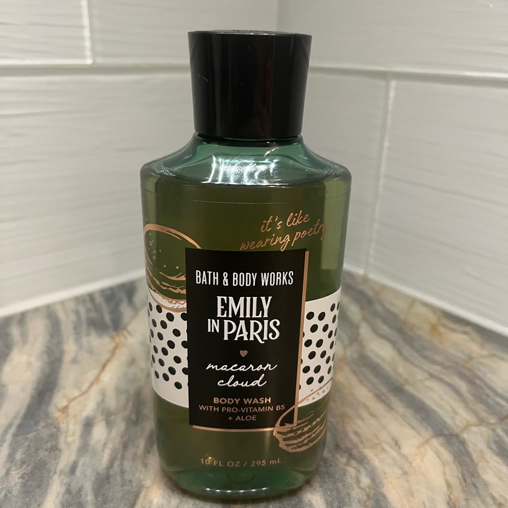 Bath & Body Works Emily in Paris Macaron Cloud Shower Gel Body Wash NEW 10 oz
